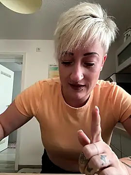 Rozendefotz online show from September 15, 2025, 6:24 am