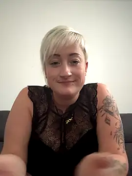 Rozendefotz online show from October 4, 2025, 10:24 am