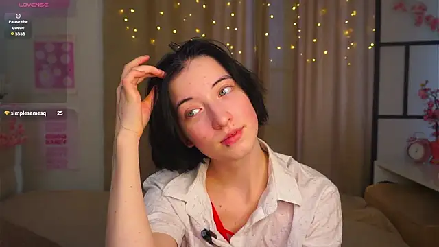 JuanaFriesz online show from February 21, 2026, 9:21 am