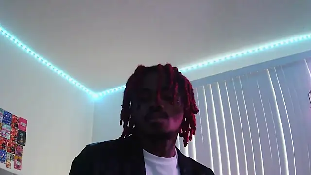 Snapshot of risktakinndolo chatting on October 1, 2025, 12:44 pm risktakinndolo online show from October 1, 2025, 12:44 pm