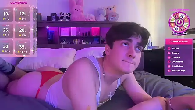 michaeltorrexxx online show from March 11, 2026, 8:59 pm