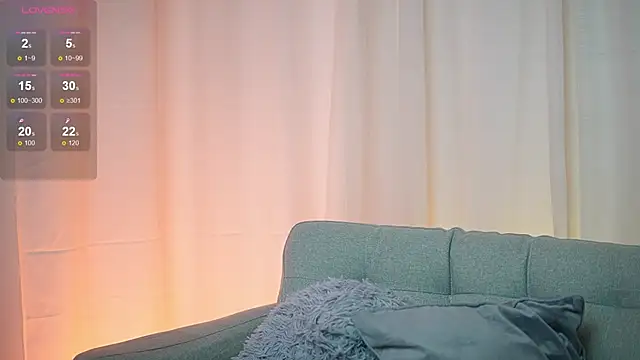 KendalDubai online show from October 31, 2025, 9:05 pm