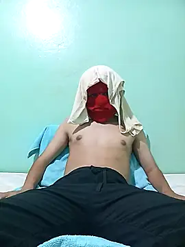 boy arabe 20 online show from September 24, 2025, 6:44 pm