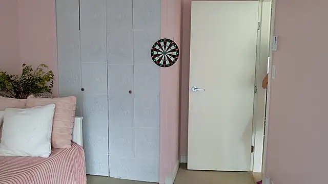 SirenSwitch online show from September 8, 2025, 7:57 pm