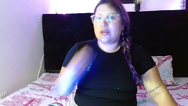 EmmaTower online show from September 15, 2025, 7:36 pm