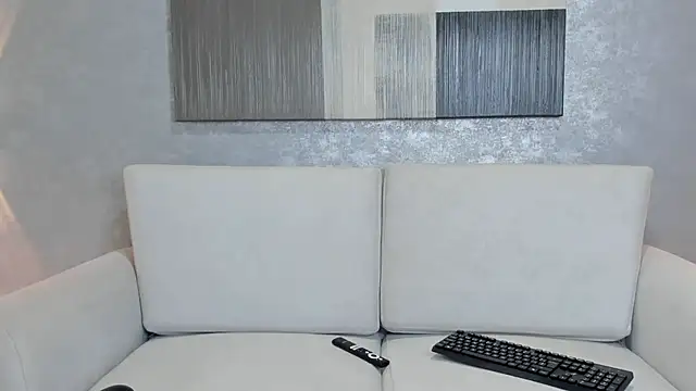 Snapshot of Lucia_jane chatting on June 4, 2026, 8:04 pm Lucia jane online show from June 4, 2026, 8:04 pm