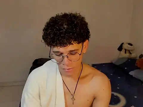 Tom Blues online show from October 28, 2025, 12:52 pm