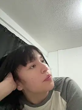 Snapshot of aliciia_23 chatting on September 24, 2025, 4:16 am aliciia 23 online show from September 24, 2025, 4:16 am