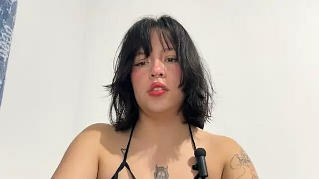 Snapshot of aliciia_23 chatting on October 11, 2025, 2:55 am aliciia 23 online show from October 11, 2025, 2:55 am