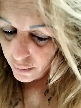 Snapshot of canariamorbosa chatting on November 8, 2025, 11:21 am canariamorbosa online show from November 8, 2025, 11:21 am