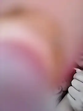 Snapshot of canariamorbosa chatting on November 11, 2025, 8:58 am canariamorbosa online show from November 11, 2025, 8:58 am