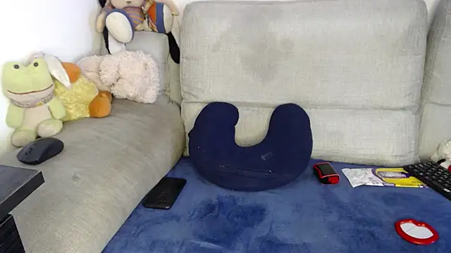 Raycatt1 online show from January 7, 2026, 7:05 pm