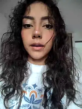 WendySuns  online show from October 6, 2025, 12:02 pm