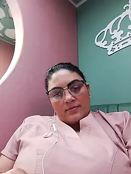 tiffany Johnson1 online show from September 29, 2025, 6:02 pm