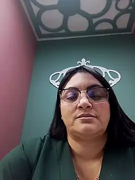 tiffany Johnson1 online show from October 6, 2025, 7:55 pm