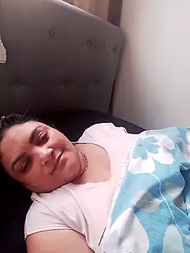 tiffany Johnson1 online show from November 16, 2025, 2:11 pm