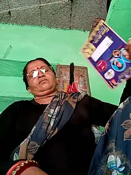 Snapshot of Manavi_x chatting on May 14, 2026, 8:43 am Manavi x online show from May 14, 2026, 8:43 am