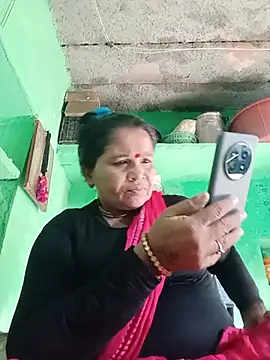 Snapshot of Manavi_x chatting on July 8, 2026, 8:30 am Manavi x online show from July 8, 2026, 8:30 am