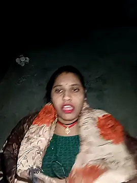 Snapshot of Sandhya_x chatting on October 28, 2025, 4:38 am Sandhya x online show from October 28, 2025, 4:38 am