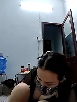 simsim-00 online show from November 27, 2025, 1:24 pm