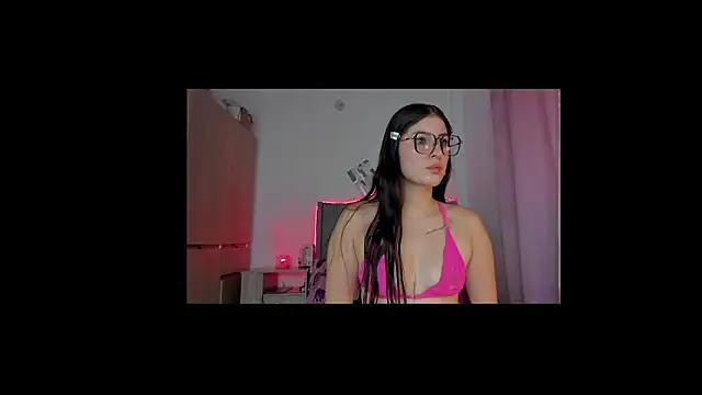 Snapshot of mia_scarlet8 chatting on October 28, 2025, 11:14 am mia scarlet8 online show from October 28, 2025, 11:14 am