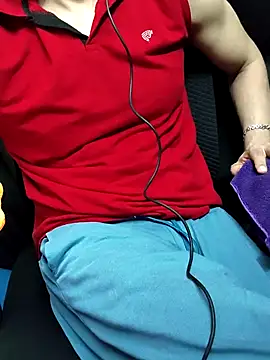 chocolate alone online show from October 26, 2025, 7:53 pm