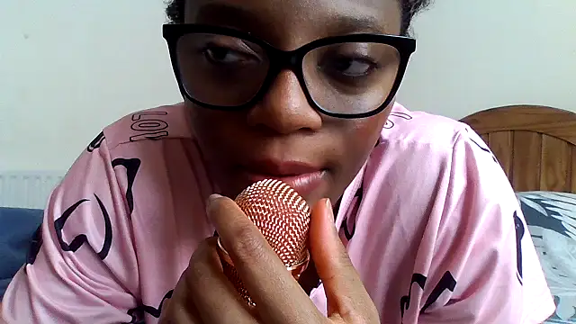 SexyGemBeautyX online show from September 16, 2025, 12:39 pm