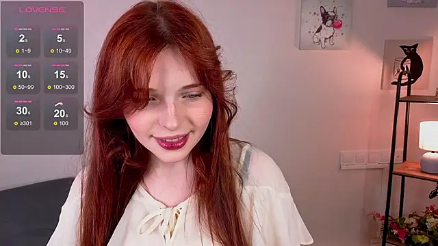 AnnieKim  online show from October 1, 2025, 2:12 pm