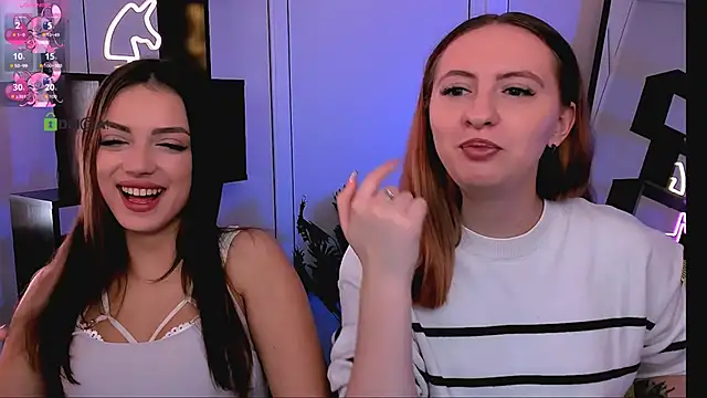 Snapshot of mila_glow1 chatting on October 25, 2025, 8:55 am mila glow1 online show from October 25, 2025, 8:55 am