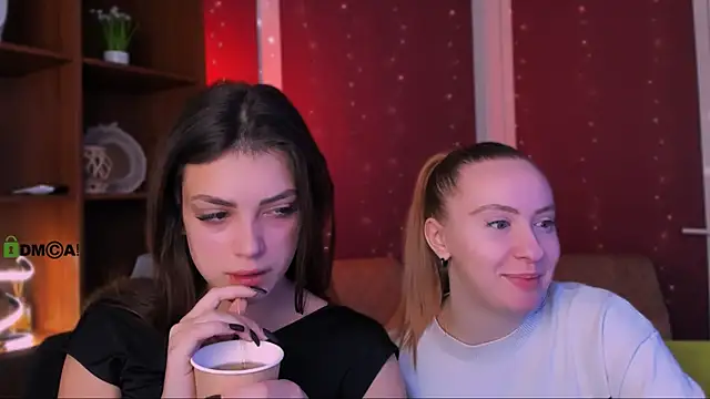 Snapshot of mila_glow1 chatting on November 25, 2025, 5:51 am mila glow1 online show from November 25, 2025, 5:51 am