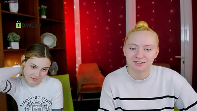 Snapshot of mila_glow1 chatting on December 22, 2025, 5:59 am mila glow1 online show from December 22, 2025, 5:59 am