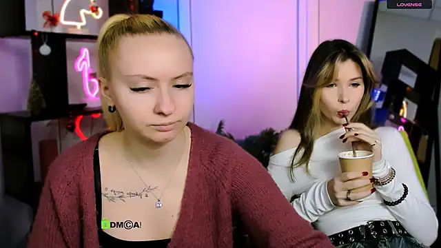 Snapshot of mila_glow1 chatting on January 11, 2026, 7:19 pm mila glow1 online show from January 11, 2026, 7:19 pm