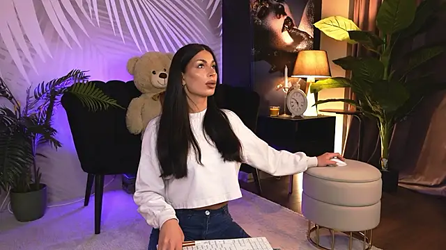 EvaRhea online show from February 18, 2026, 4:30 am