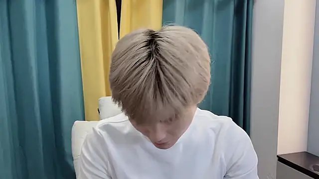 xiaoyang5200 online show from February 27, 2026, 3:01 pm