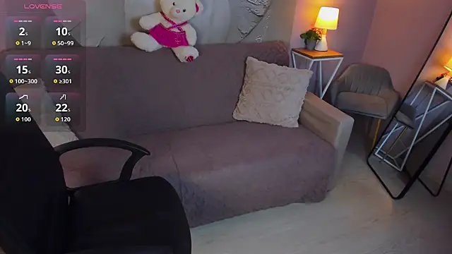 SandraEleson online show from February 22, 2026, 4:02 am