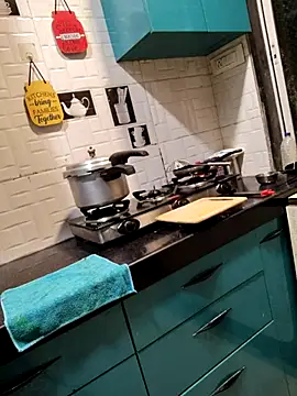 Snapshot of SIZZLER_1100 chatting on October 13, 2025, 5:35 pm SIZZLER 1100 online show from October 13, 2025, 5:35 pm