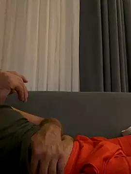 scarpion221017 online show from September 15, 2025, 7:58 pm