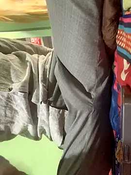 uniquesexyboy5689 online show from October 10, 2025, 5:50 am