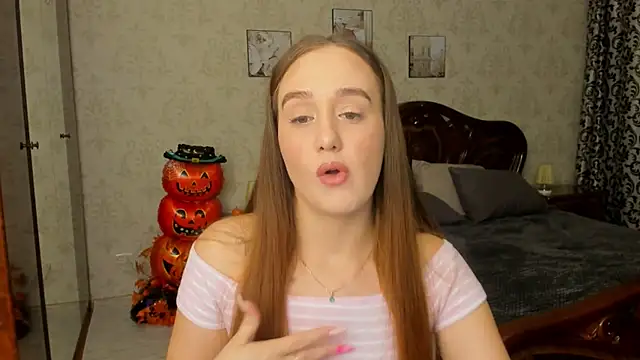 SabrinaCandi online show from November 6, 2025, 3:29 am