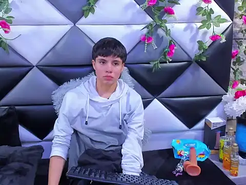 Bruno Cruzz online show from October 24, 2025, 2:41 am