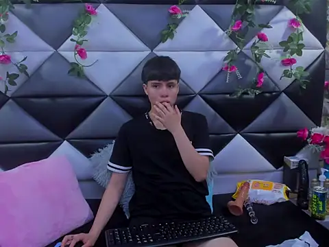 Bruno Cruzz online show from November 10, 2025, 3:05 am