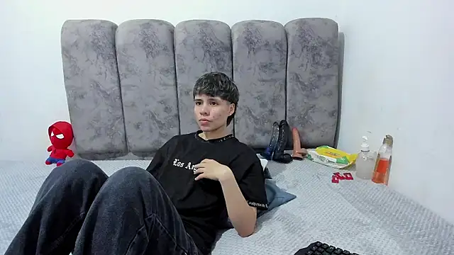 Snapshot of Bruno_Cruzz chatting on June 23, 2026, 2:09 am Bruno Cruzz online show from June 23, 2026, 2:09 am