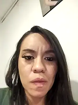 Sky Junne online show from September 10, 2025, 4:45 am