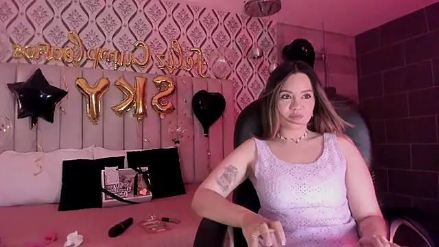 Sky Junne online show from February 28, 2026, 6:42 pm