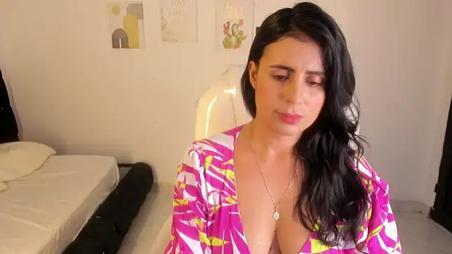 Lilu ds online show from November 10, 2025, 8:52 pm