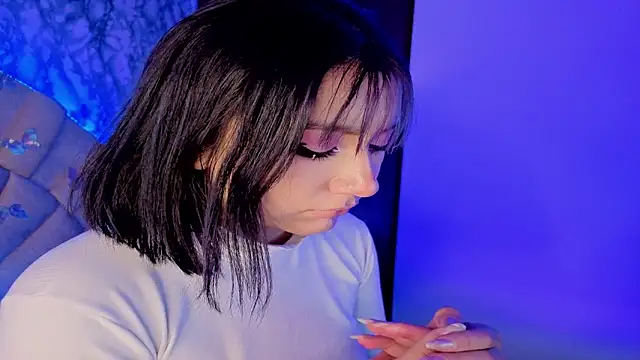 sophiievv online show from June 2, 2026, 6:54 pm
