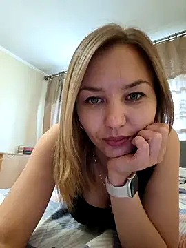 VeroLoverx online show from September 24, 2025, 12:08 pm