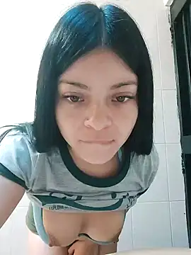 Snapshot of LunaJacobs chatting on November 7, 2025, 12:38 pm LunaJacobs online show from November 7, 2025, 12:38 pm