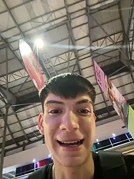 Luck  090 online show from February 25, 2026, 1:37 am