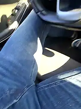 Latinfogoso84 online show from September 18, 2025, 11:56 am